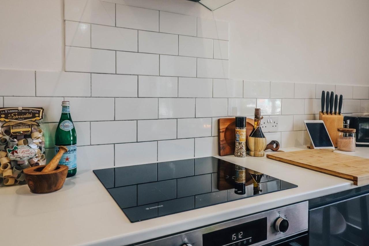Principality View Apartment Two, By Solace Stays Cardiff Luaran gambar
