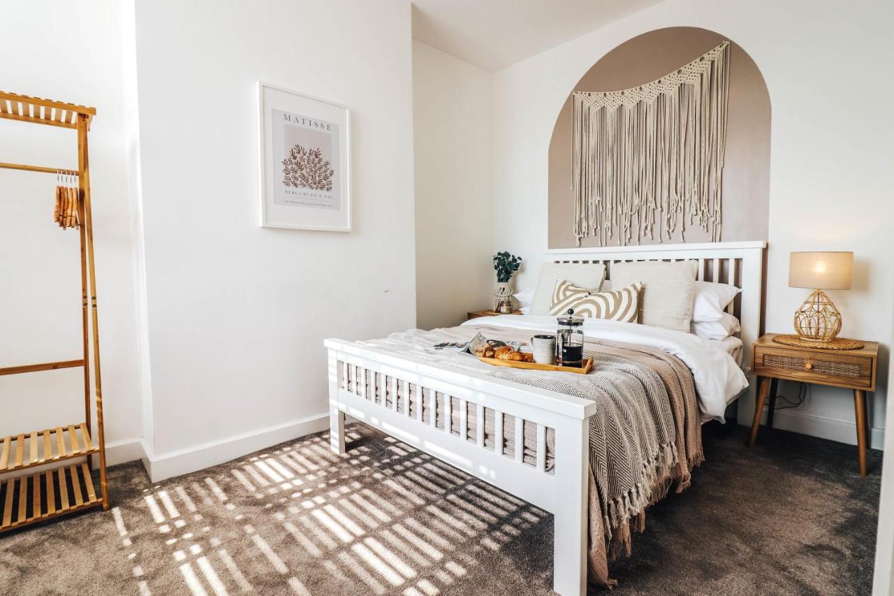 Principality View Apartment Two, By Solace Stays Cardiff Luaran gambar