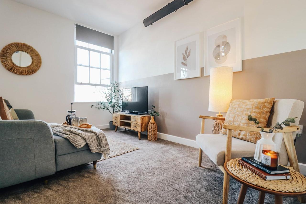Principality View Apartment Two, By Solace Stays Cardiff Luaran gambar