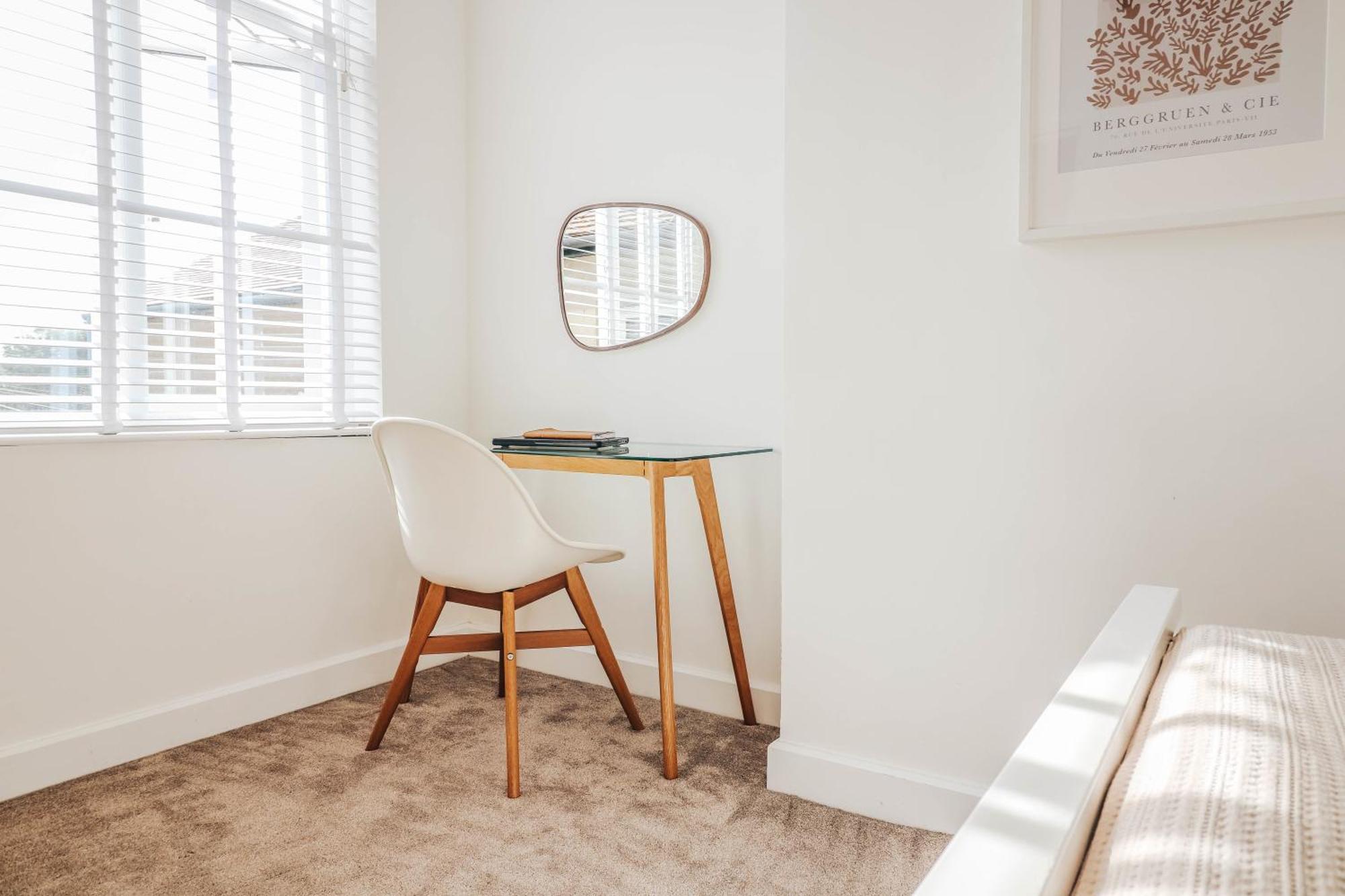 Principality View Apartment Two, By Solace Stays Cardiff Luaran gambar