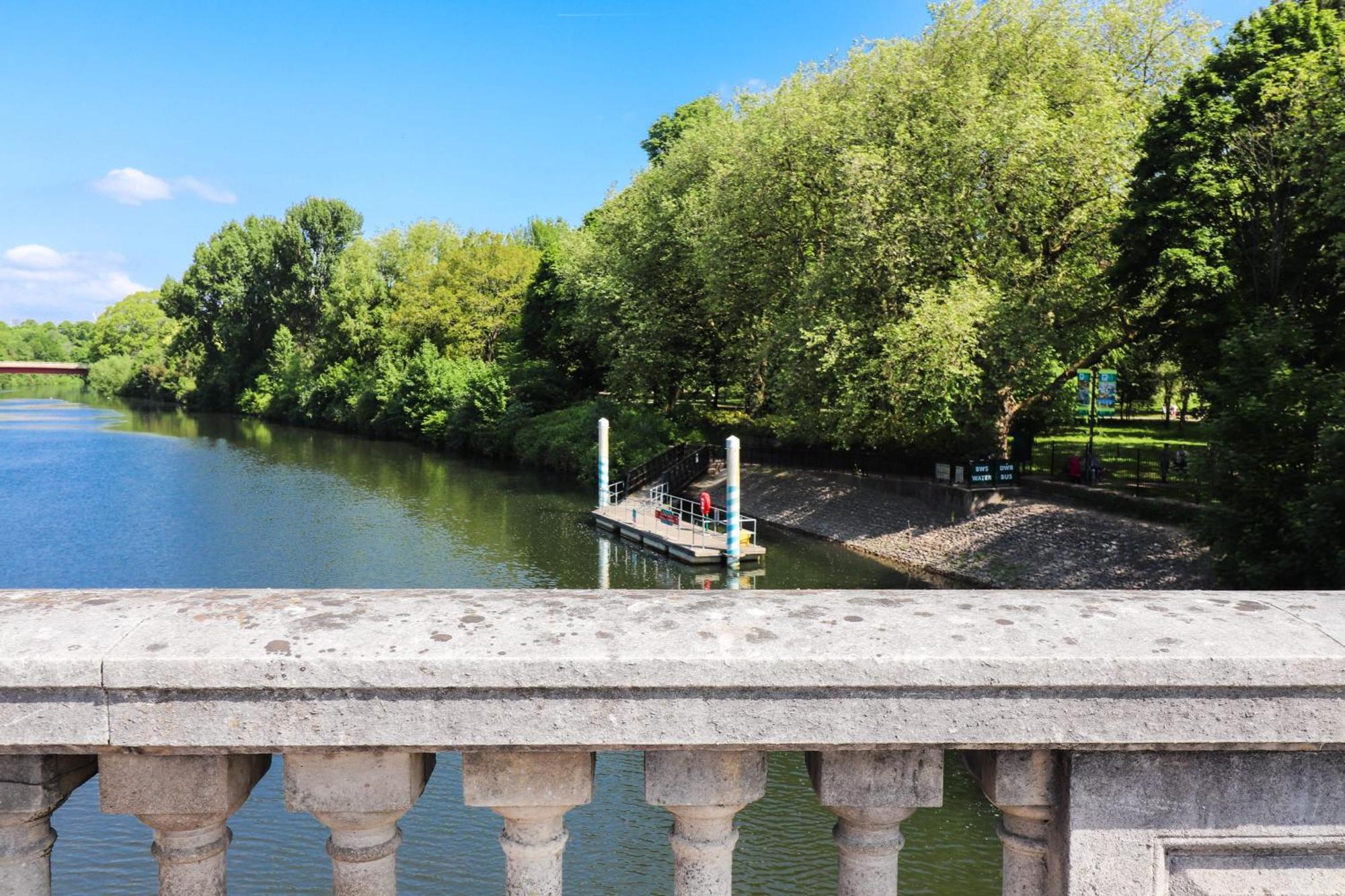 Principality View Apartment Two, By Solace Stays Cardiff Luaran gambar
